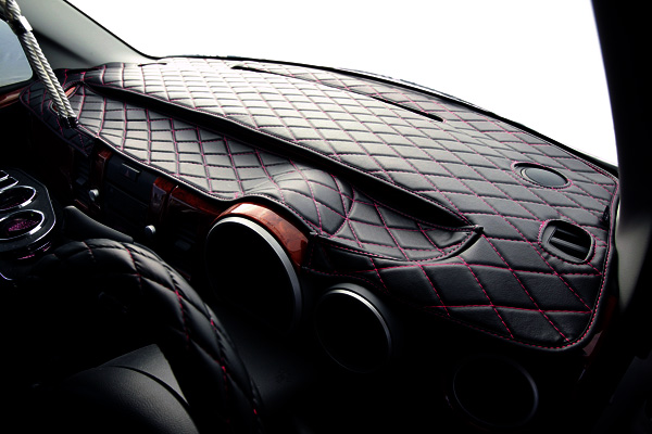 VENUS LINE FLOOR MAT – K.BREAK